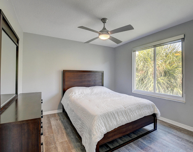 1223 Villa Circle - Photo Thumbnail 20