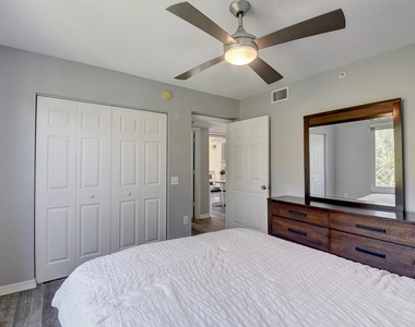1223 Villa Circle - Photo Thumbnail 21