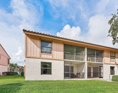3300 Jaywood Terrace - Photo Thumbnail 14