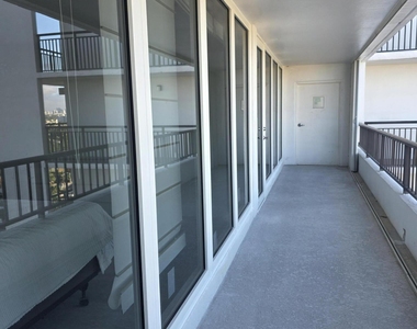 4280 Galt Ocean Drive - Photo Thumbnail 41