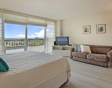 4280 Galt Ocean Drive - Photo Thumbnail 22