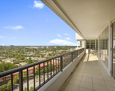 4280 Galt Ocean Drive - Photo Thumbnail 32