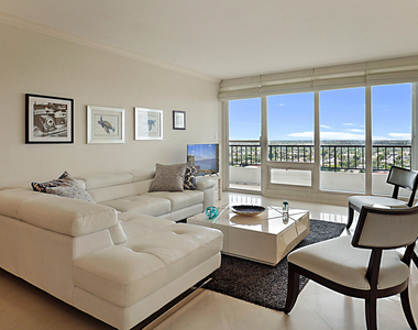 4280 Galt Ocean Drive - Photo Thumbnail 9
