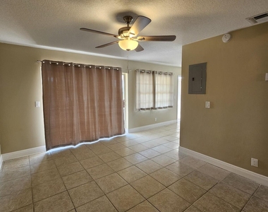 1200 W Blue Heron Boulevard - Photo Thumbnail 8