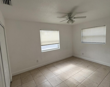 1130 N F Street - Photo Thumbnail 13