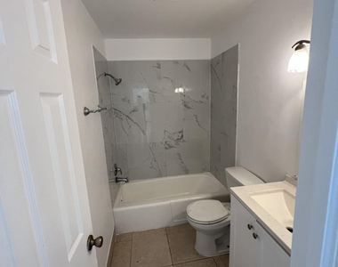 1130 N F Street - Photo Thumbnail 15