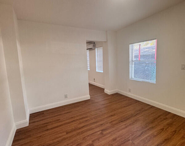 261 Nw 81st Street - Photo Thumbnail 3