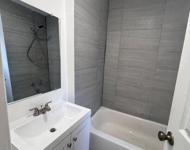261 Nw 81st Street - Photo Thumbnail 4