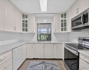 13355 Touchstone Place - Photo Thumbnail 7
