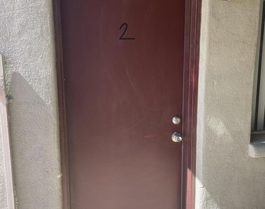 2301 N 28th Street - Photo Thumbnail 9