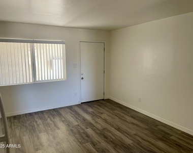 2301 N 28th Street - Photo Thumbnail 2