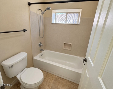 2314 W Old Paint Trail - Photo Thumbnail 15