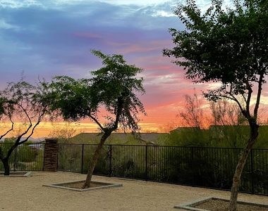 2314 W Old Paint Trail - Photo Thumbnail 3