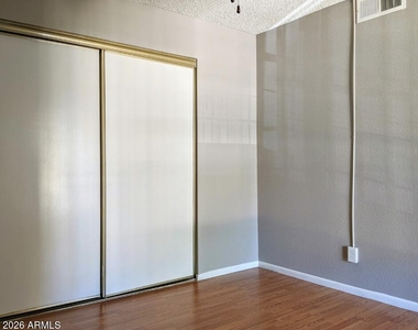 4608 W Maryland Avenue - Photo Thumbnail 11