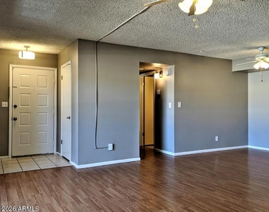 4608 W Maryland Avenue - Photo Thumbnail 3