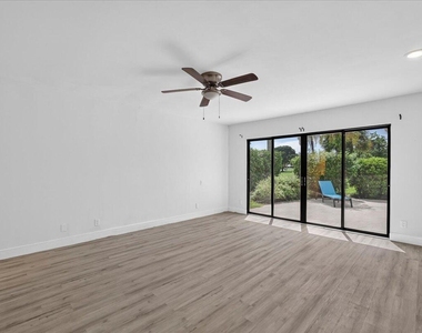 13867 Eastpointe Way - Photo Thumbnail 13
