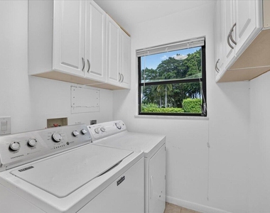 13867 Eastpointe Way - Photo Thumbnail 24
