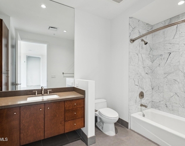 15215 N Kierland Boulevard - Photo Thumbnail 20