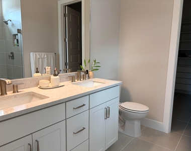 4324 Annapolis Avenue - Photo Thumbnail 8