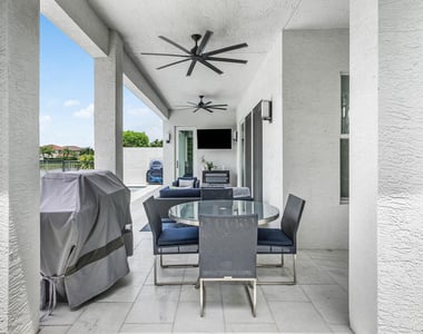 9663 Sterling Shores Street - Photo Thumbnail 25