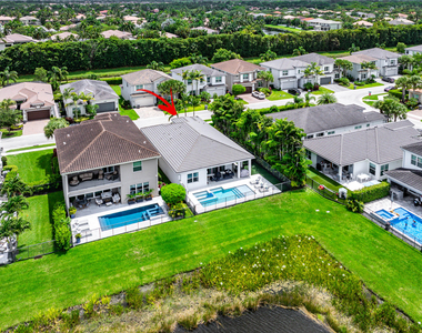 9663 Sterling Shores Street - Photo Thumbnail 32