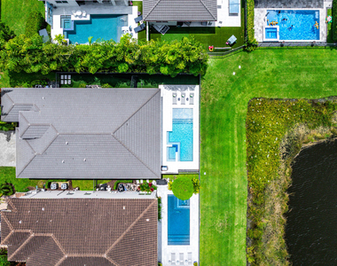 9663 Sterling Shores Street - Photo Thumbnail 28