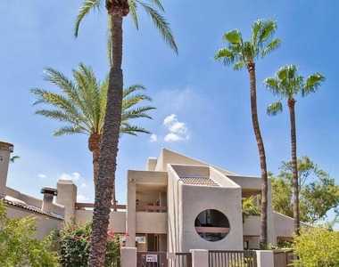 3033 E Rose Lane - Photo Thumbnail 29
