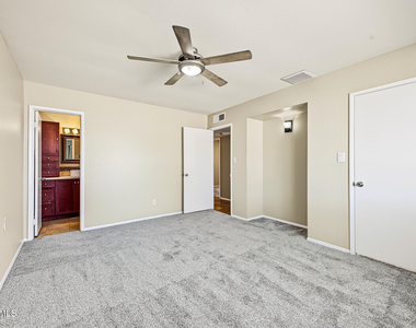 3500 S Terrace Road - Photo Thumbnail 20