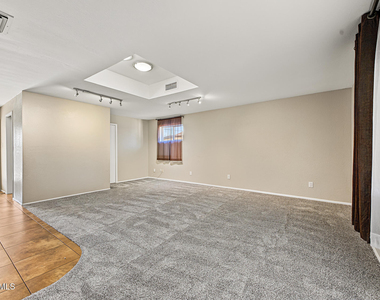 3500 S Terrace Road - Photo Thumbnail 8