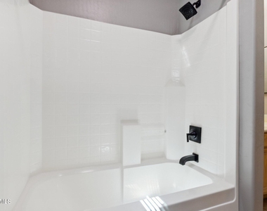 7727 S 45th Lane - Photo Thumbnail 19
