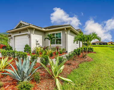 27099 Sw Viterbo Way - Photo Thumbnail 2