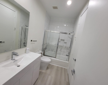 7131 Mallorca Crescent - Photo Thumbnail 21
