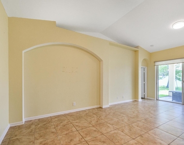 5544 Spanish River Road - Photo Thumbnail 3