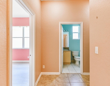 5544 Spanish River Road - Photo Thumbnail 13