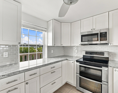 111 Se 3rd Avenue - Photo Thumbnail 22