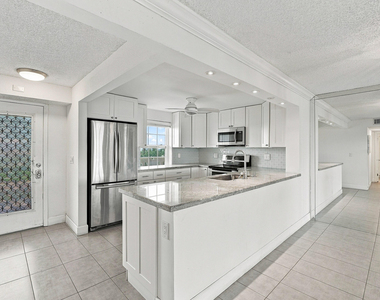 111 Se 3rd Avenue - Photo Thumbnail 24