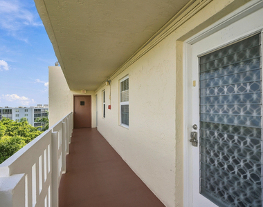 111 Se 3rd Avenue - Photo Thumbnail 26