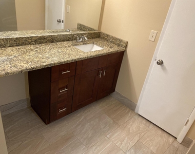 5096 Nw 5th Street - Photo Thumbnail 13