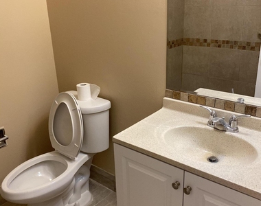 5096 Nw 5th Street - Photo Thumbnail 8