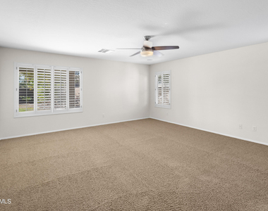 34722 N 24th Avenue - Photo Thumbnail 16