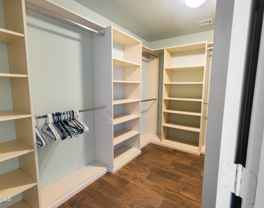 34722 N 24th Avenue - Photo Thumbnail 22