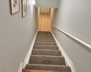 110 Sw Peacock Boulevard - Photo Thumbnail 20