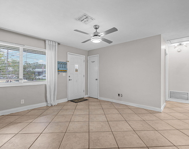 9478 Sw 51st Street - Photo Thumbnail 5