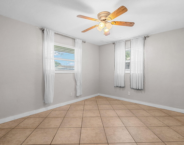 9478 Sw 51st Street - Photo Thumbnail 8