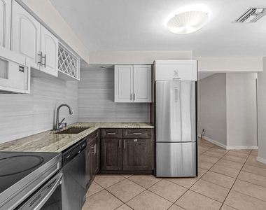 9478 Sw 51st Street - Photo Thumbnail 6