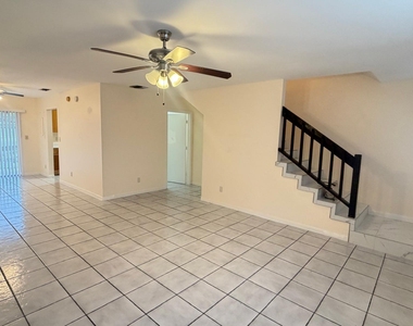 4105 Inlet Circle - Photo Thumbnail 8
