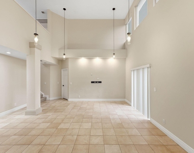 11375 Lakeview Drive - Photo Thumbnail 3