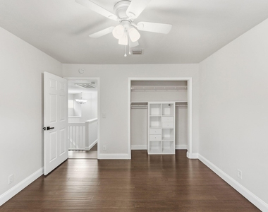 11375 Lakeview Drive - Photo Thumbnail 16