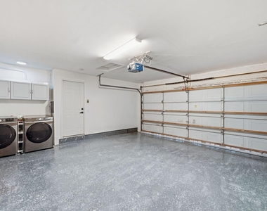 11375 Lakeview Drive - Photo Thumbnail 21