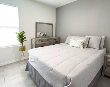 5114 Armina Place - Photo Thumbnail 7
